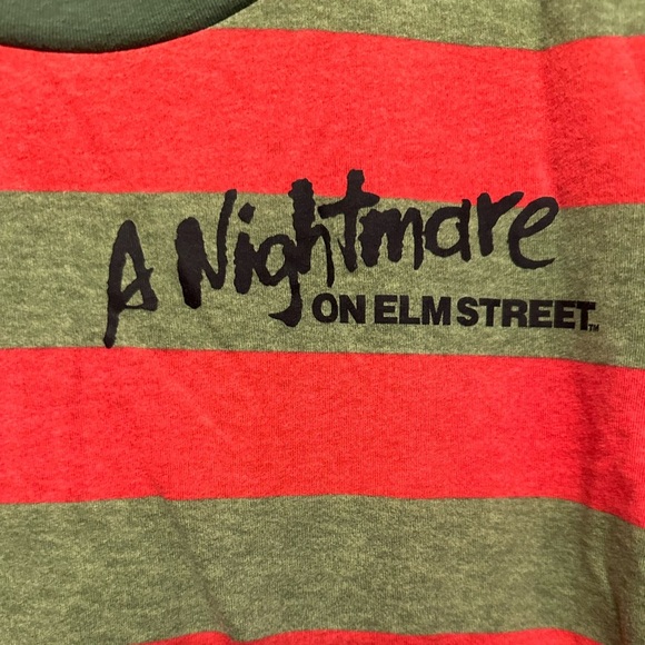 A Nightmare on Elm Street Striped T-Shirt Medium (Unisex) - Picture 3 of 5